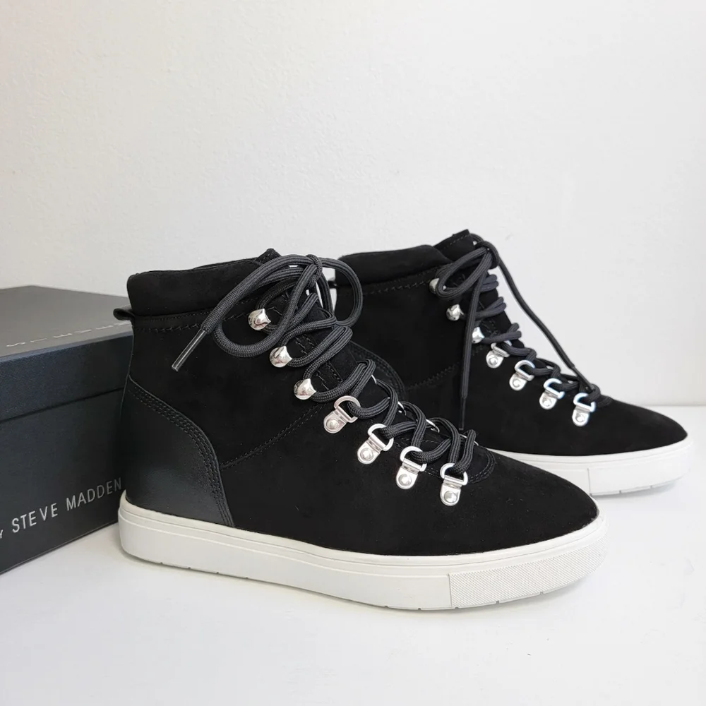 NEW Steven Steve Madden Kalea Wedge Sneaker Boot